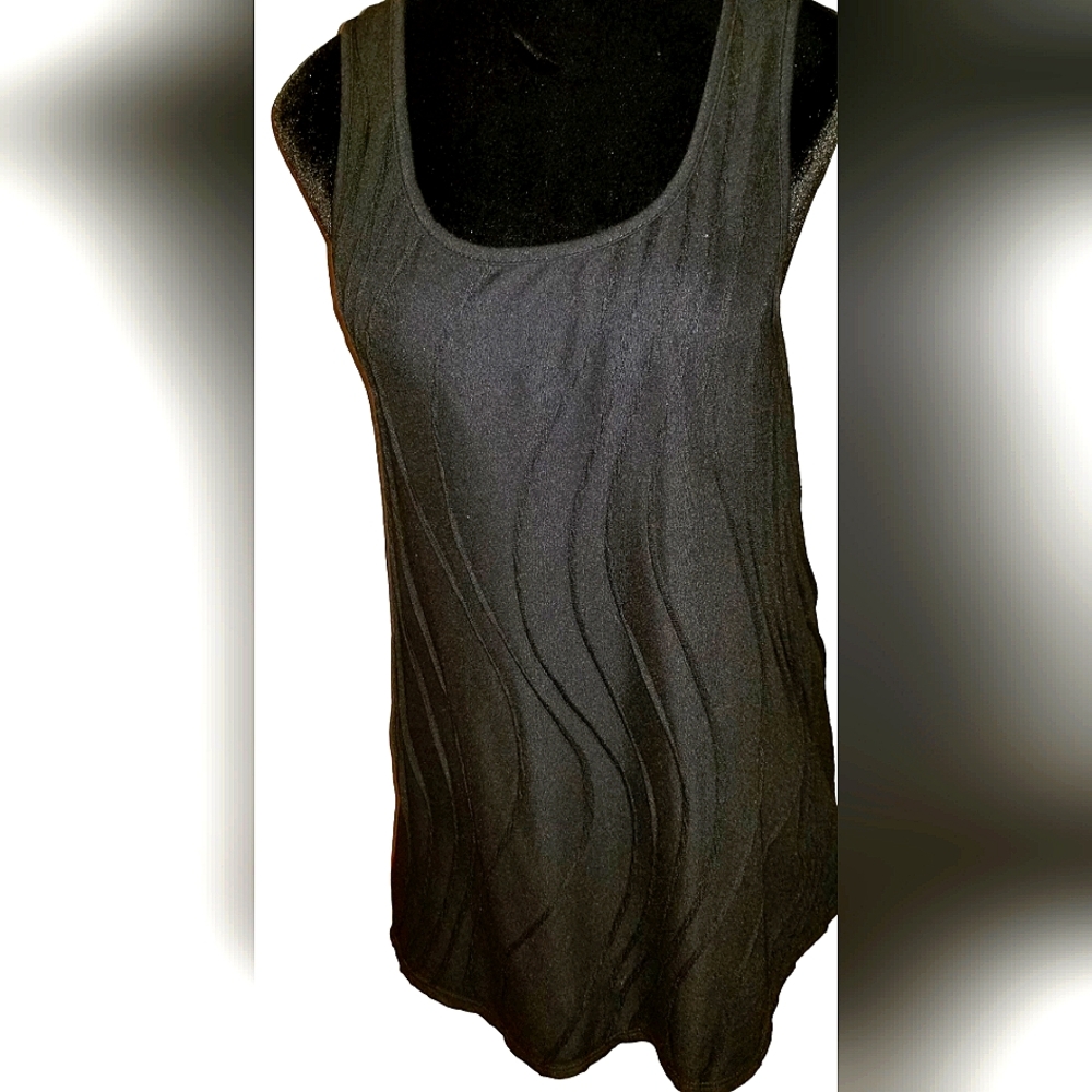 Coldwater Creek Shell Top with subtle embroidered design.